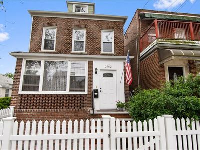 2962 Philip Avenue, Bronx, NY, 10465