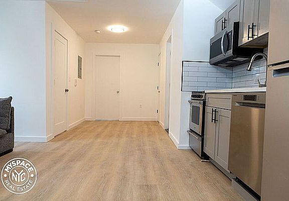 2nd image of 14-20 114th St #3