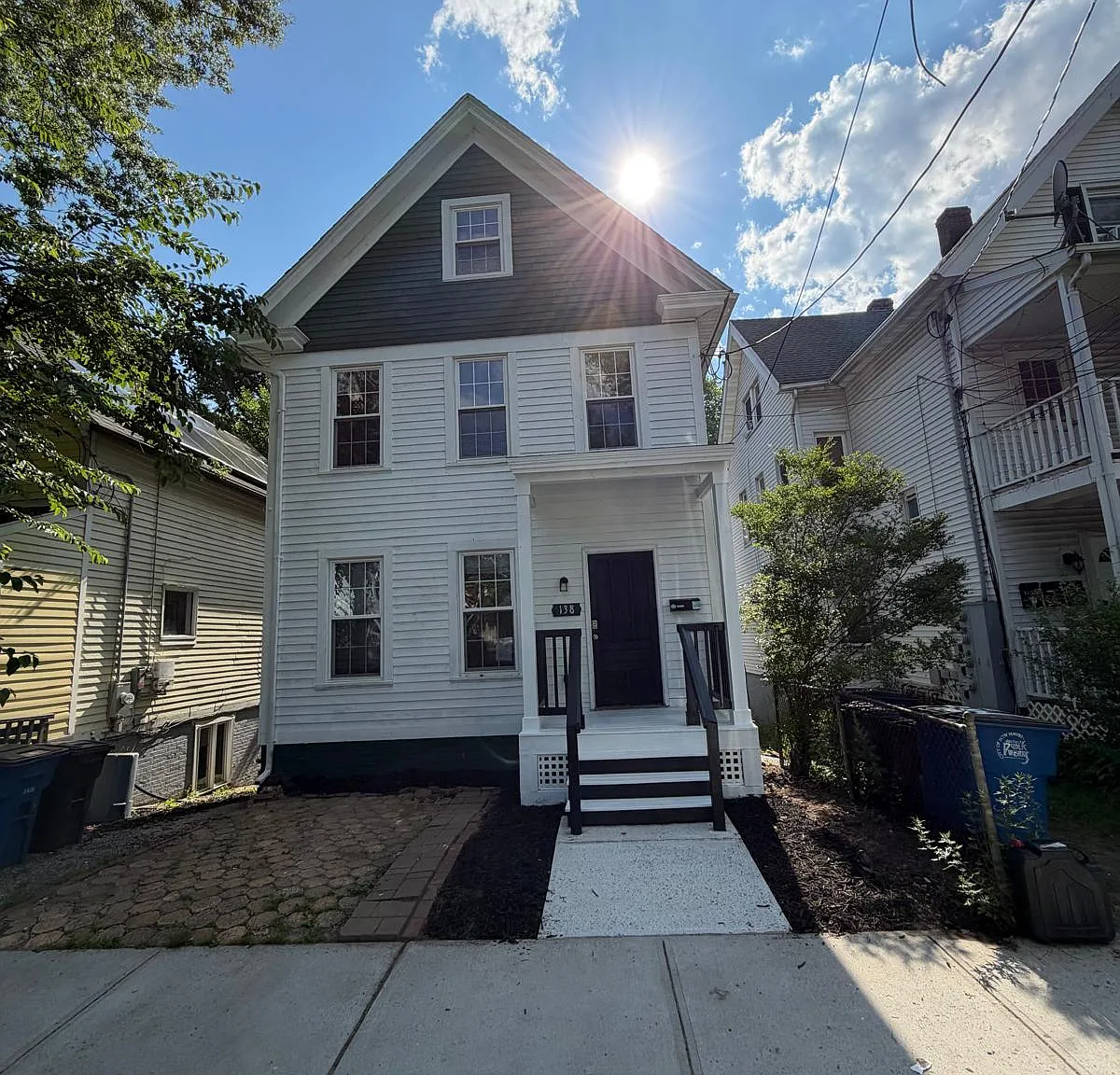 138 Greenwich Ave — Photo 2