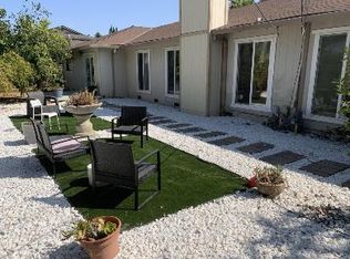 10174 S Foothill Blvd, Cupertino, CA