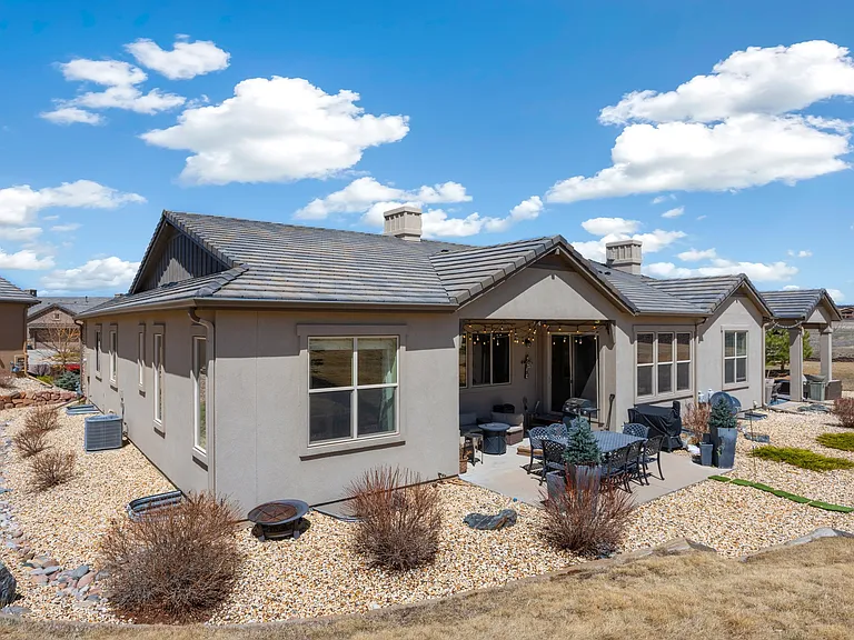 2156 Villa Creek Cir — Photo 33