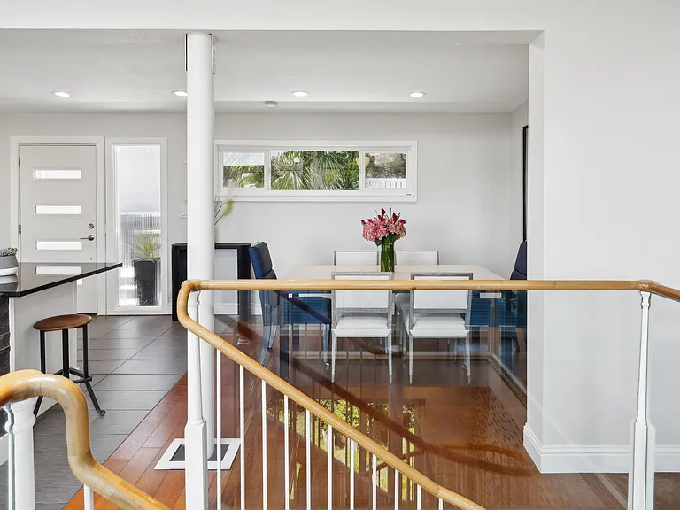 1131 W California Ave — Photo 12