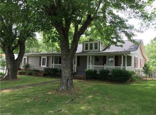 5176 Spainhour Mill Rd, Tobaccoville, NC 27050