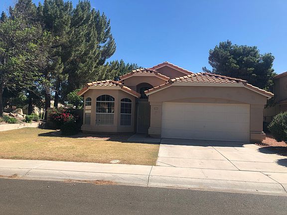 2nd image of 1527 S Pennington Dr