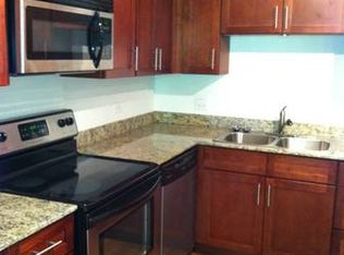 3 Wheaton Ctr APT 317, Wheaton, IL 60187