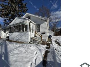 915 Knapp Ave, Flint, MI