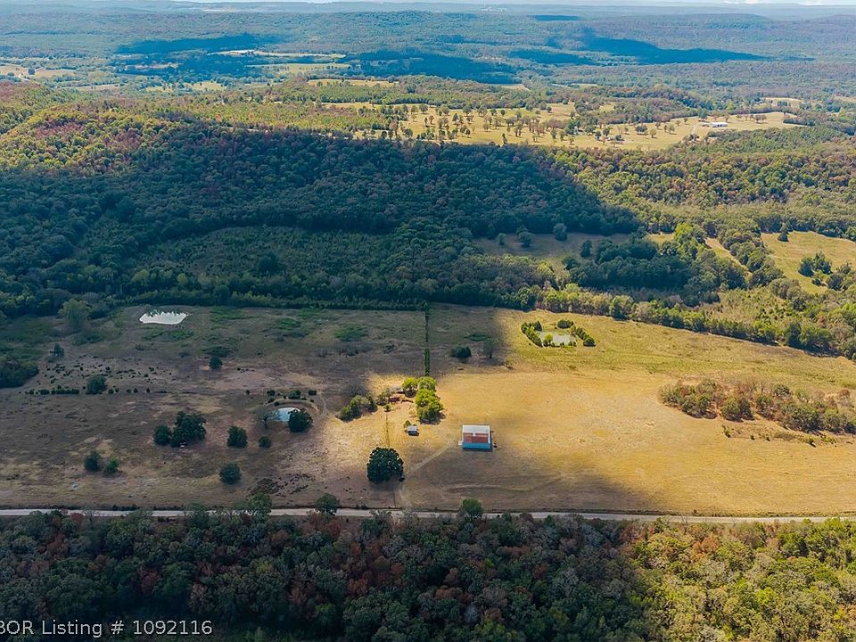 1st image of Hewitt Rd