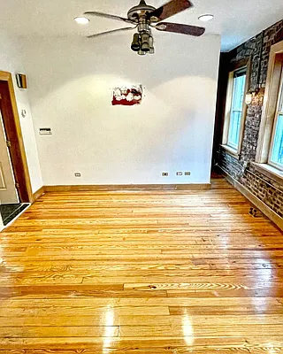 Rented by Amorelli Realty | media 5