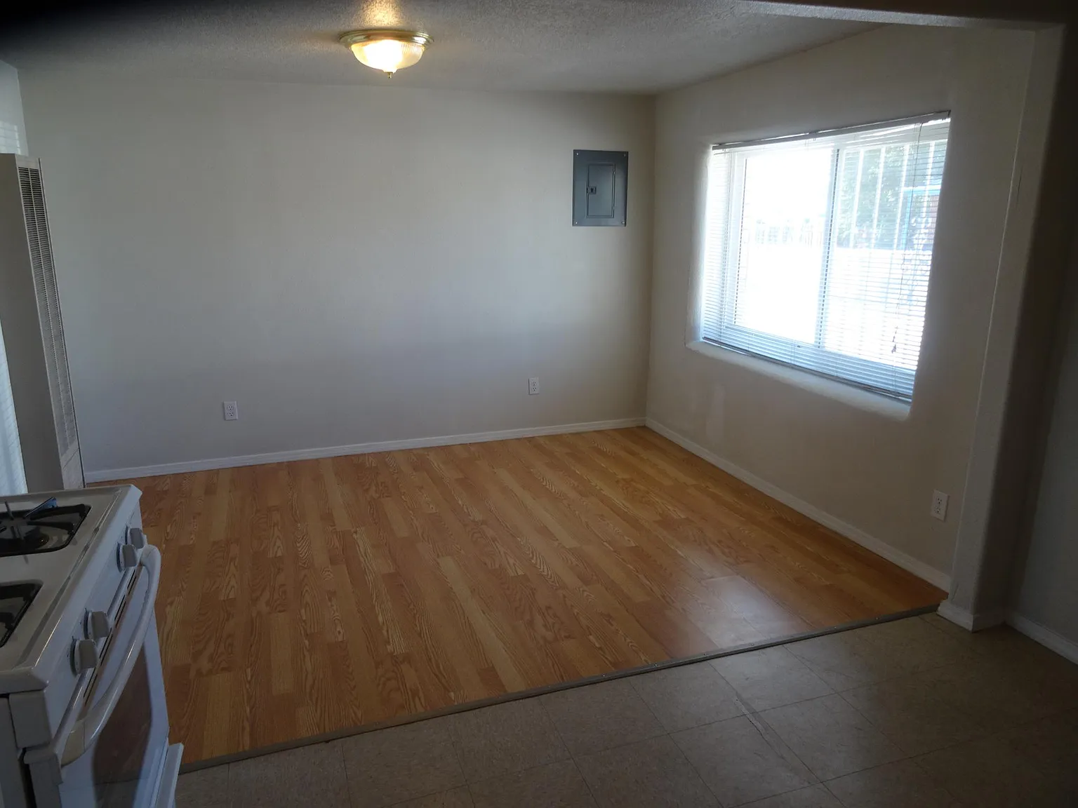 1 bed, 500 sqft, $750 — Photo 2