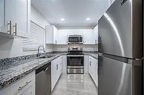 2 bed, 2.0 bath, 1176 sqft, $2,700 — Photo 4