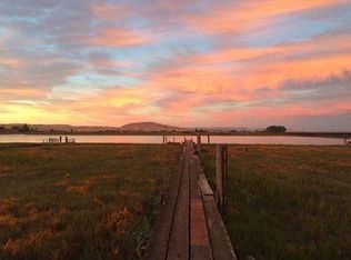 37 Havenwood Dr, Novato, CA 94945