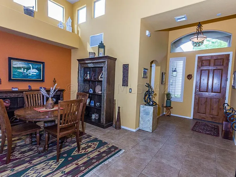 4402 W Cloud Ranch Pl — Photo 5