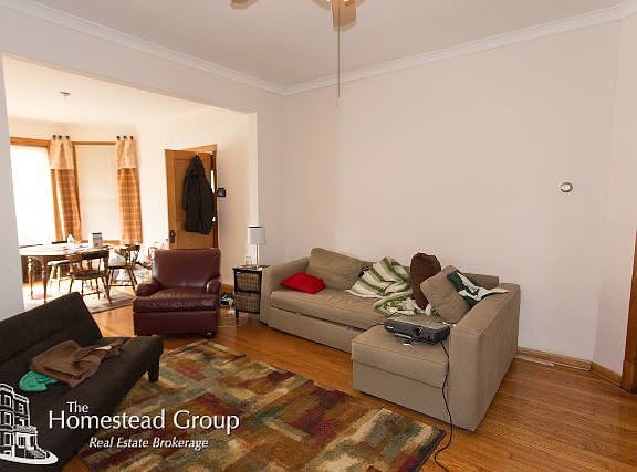 4th image of 3735 N Wayne Ave #0NE