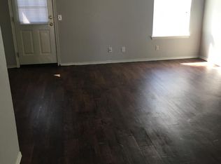 801 W Bailey Ave APT B, Springdale, AR 72764