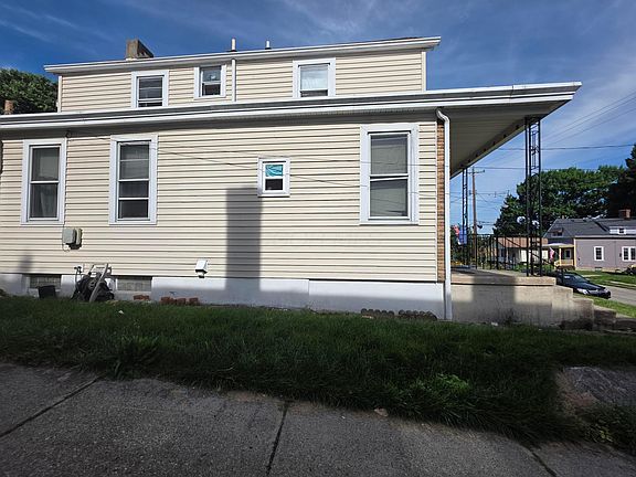 3rd image of 1705 West St