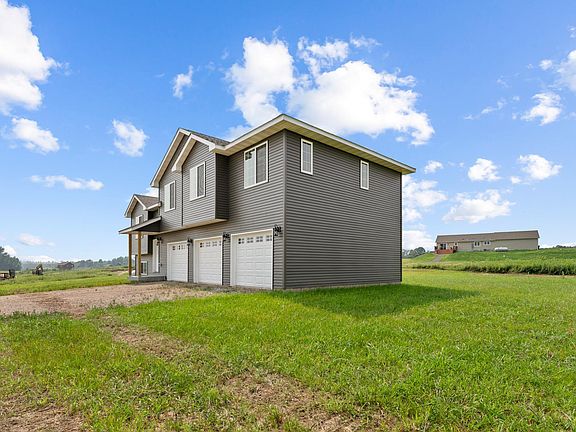 3rd image of 16780 Eagle Ridge Cir