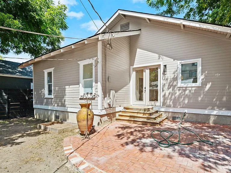 1604 Nickerson St — Photo 20