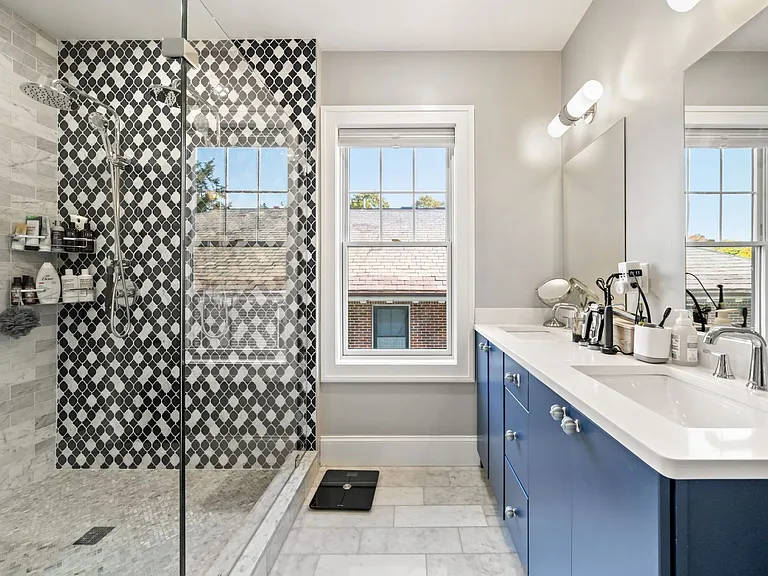 55 Hutchings St #4 — Photo 35