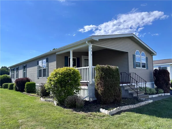 452 Susan Dr, Clinton, NY 13323