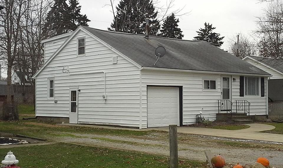 1st image of 2060 McKinley Ave