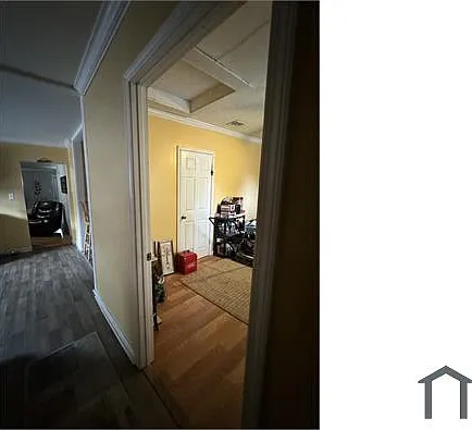 1107 Houston St — Photo 6