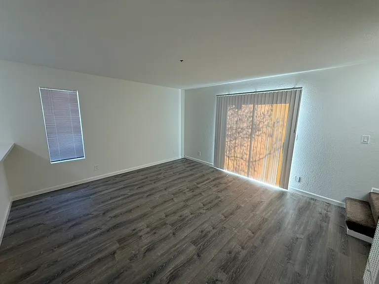 22435 Princeton St #4 — Photo 3