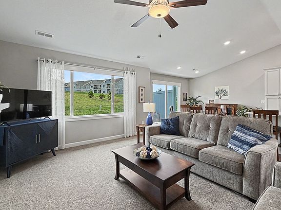 5th image of 5429 NE Briarwood Dr