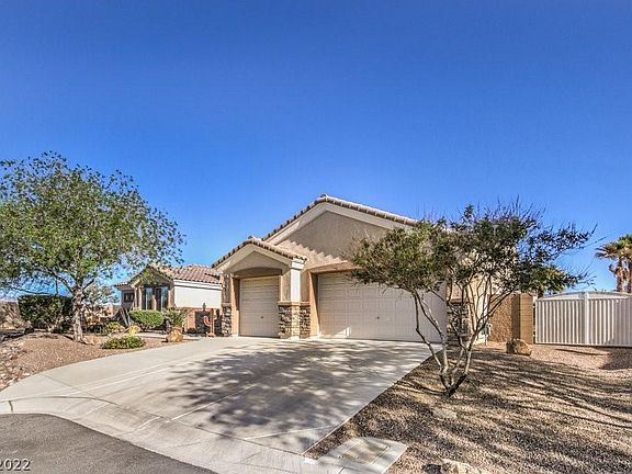 3rd image of 6538 Colossal Cave Ave