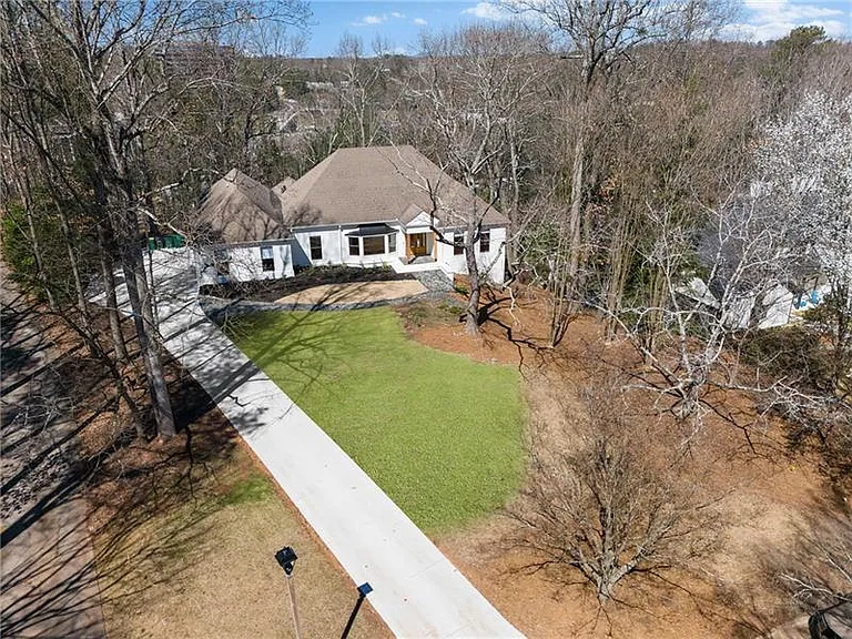 350 Kelson Dr — Photo 59