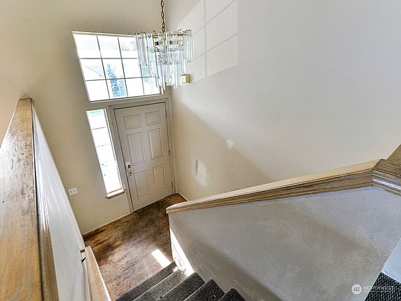 5th image of 2015 79th Street Ct E