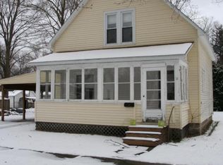 11 Maple St, Bangor, MI 49013