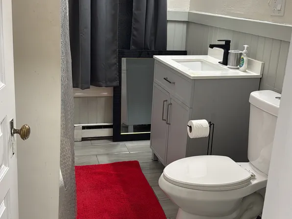 116 Highland Ave Floor 2, Fitchburg, MA 01420