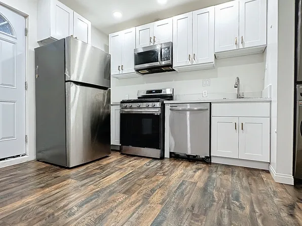 6529 Woodlake Ave, West Hills, CA 91307