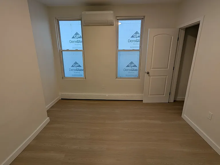 168 Van Horne St #A — Photo 10