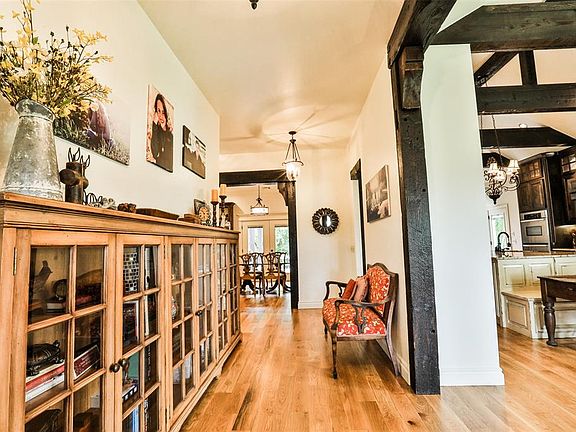 4th image of 5001 SE 154th Ct