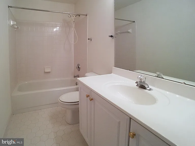 1781 Dawson St — Photo 12