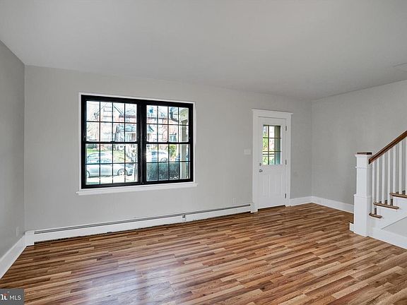2nd image of 315 Sunset Rd