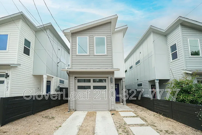 3 bed, 2.5 bath, 1568 sqft, $1,797 — Photo 2