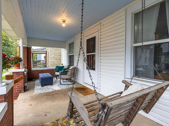5th image of 1048 Lindsay Ave