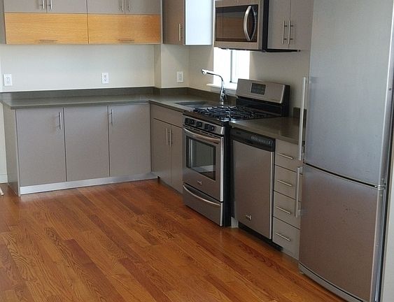 4th image of 74 Grand Ave APT 3c