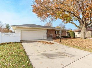 1723 W Luther Rd, Janesville, WI 53545