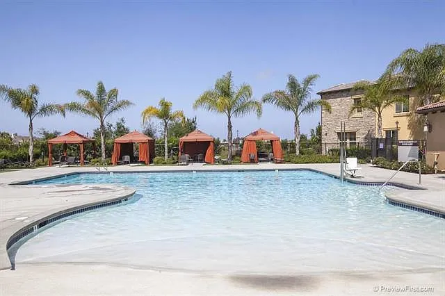 Pool and Jacuzzi