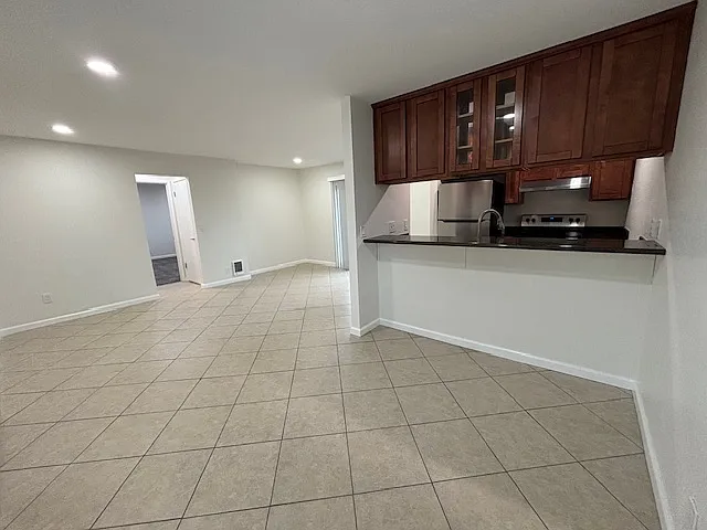 Lake View Terrace — Photo 25