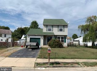 45 S Katrin Cir, New Castle, DE 19720