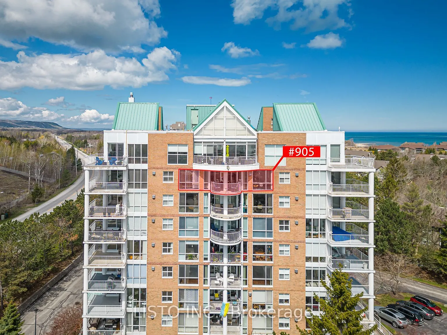 2 bed, $3,200 — Photo 3