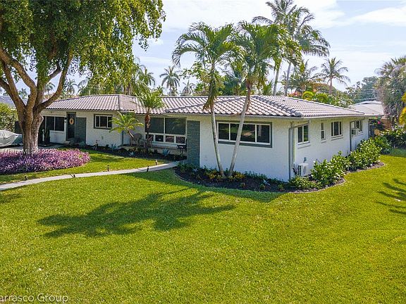 2nd image of 245 Calle Grande Dr