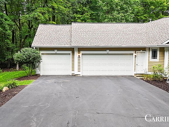 3rd image of 8485 Winter Forest Dr NE