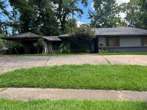 842 Evangeline Pl, Shreveport, LA 71106