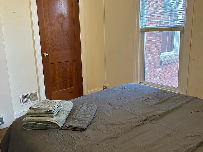 1434 N Corona St #4 — Photo 6
