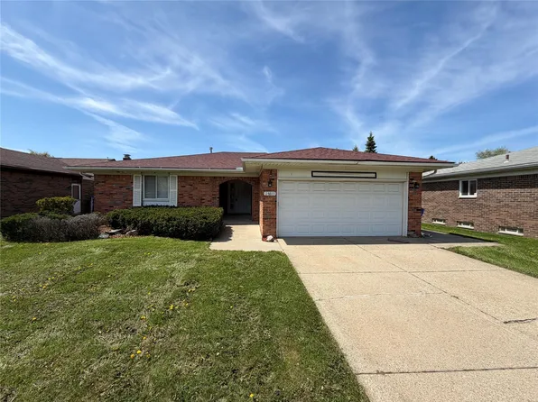 28813 Armanda Dr, Warren, MI 48088